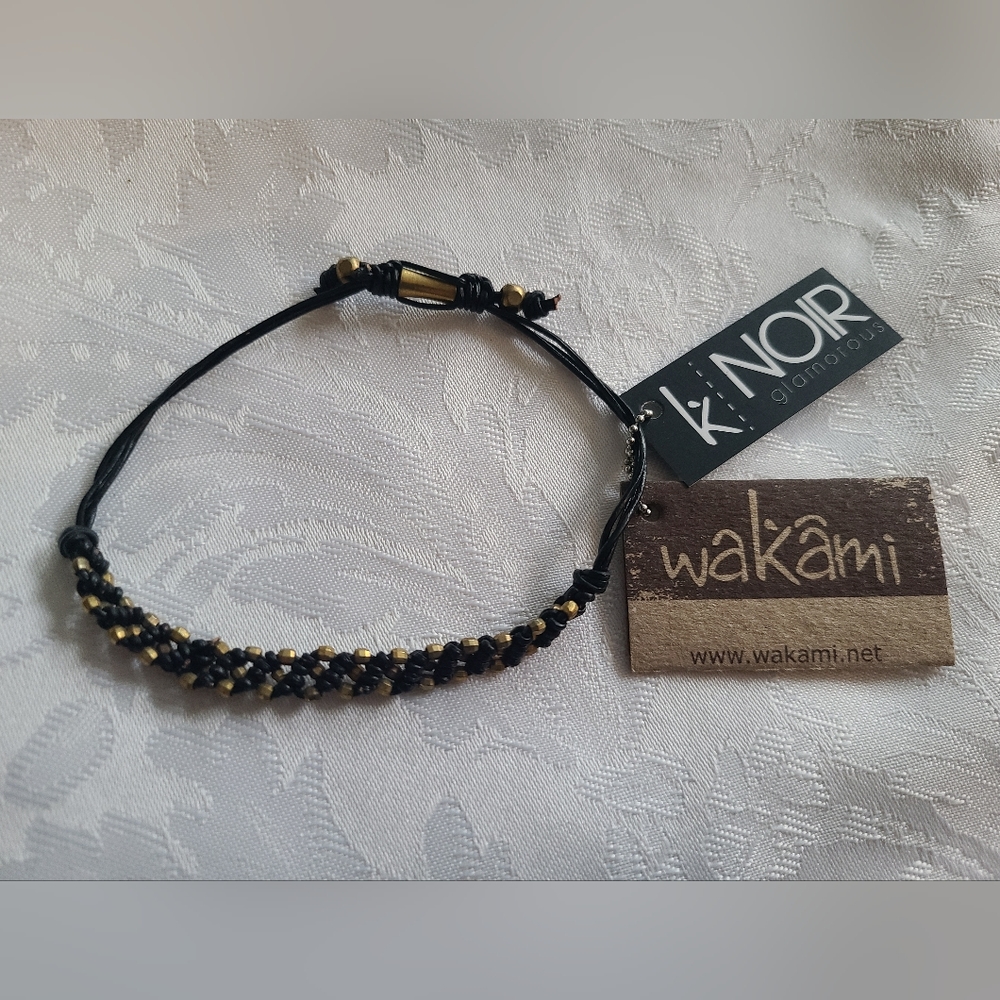 Wakami Noir black/gold handmade bracelet